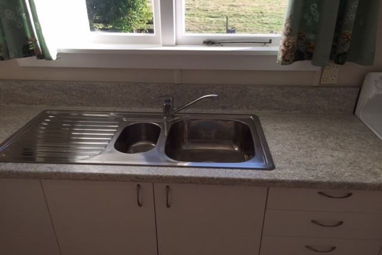 Photo of property in 8 Waikuku Beach Road, Waikuku Beach, 7473