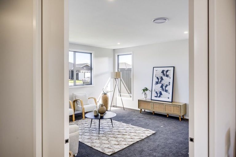 Photo of property in 18 Whangaehu Place, Te Awa, Napier, 4110