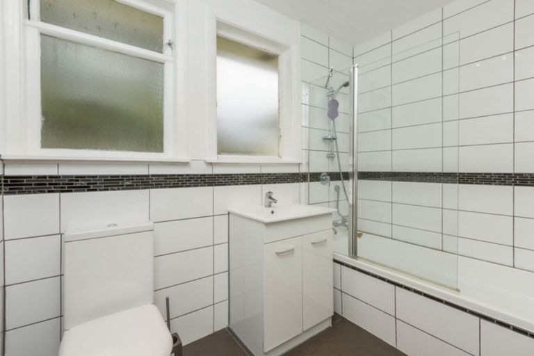 Photo of property in 3 Hector Grove, Trentham, Upper Hutt, 5018