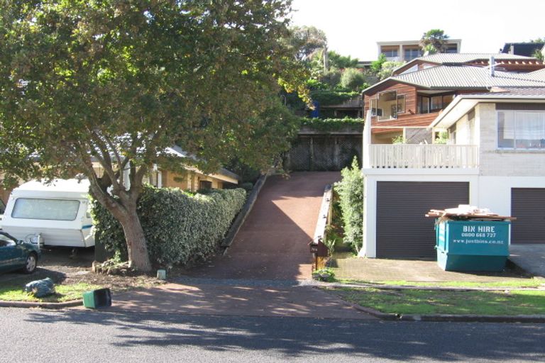 Photo of property in 76a Hattaway Avenue, Bucklands Beach, Auckland, 2012
