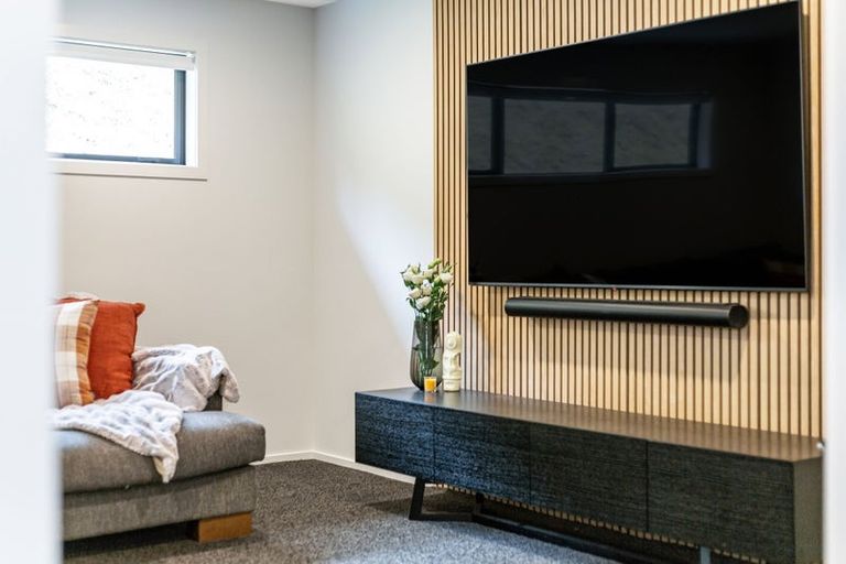 Photo of property in 23 Banks Boulevard, Whitby, Porirua, 5024