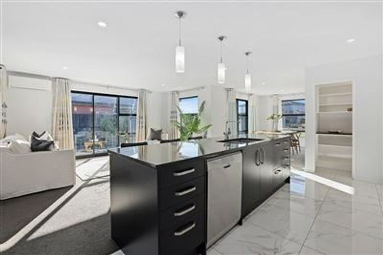 Photo of property in 135 Bibiana Street, Aidanfield, Christchurch, 8025