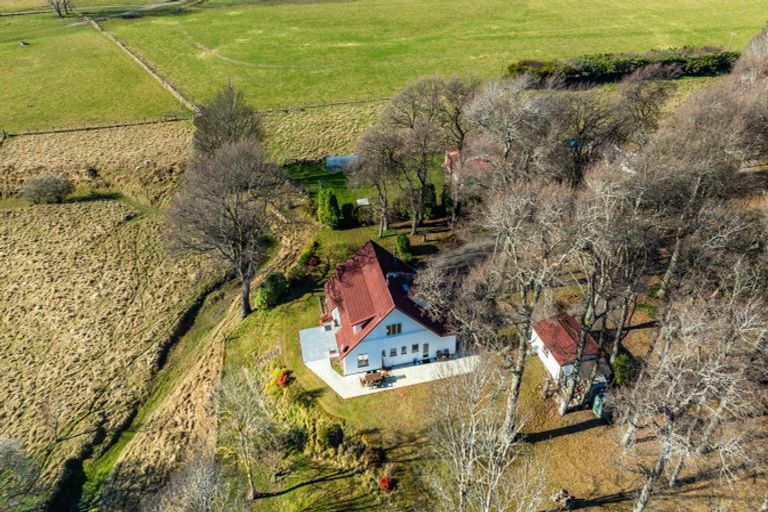 Photo of property in 2072 Homebush Road, Coalgate, Darfield, 7571