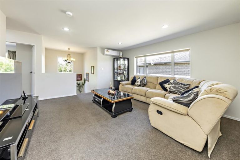 Photo of property in 384 Ormiston Road, Flat Bush, Auckland, 2019