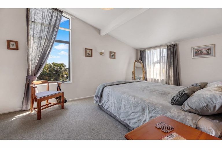 Photo of property in 4 Morven Terrace, Huntsbury, Christchurch, 8022