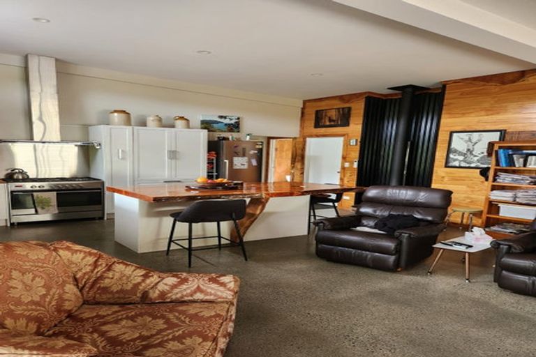 Photo of property in 542 Waitekauri Road, Waikino, Waihi, 3682