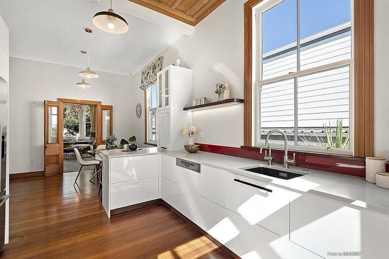 Photo of property in 5 Jeypore Street, Berhampore, Wellington, 6023