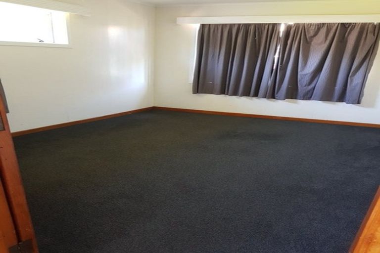 Photo of property in 7 Brookes Terrace, Waitara, 4320