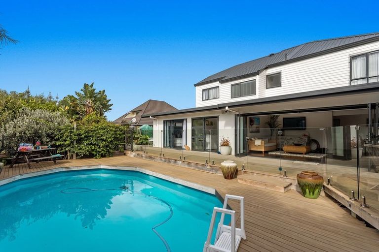 Photo of property in 19 Ohiwa Parade, Ohope, 3121