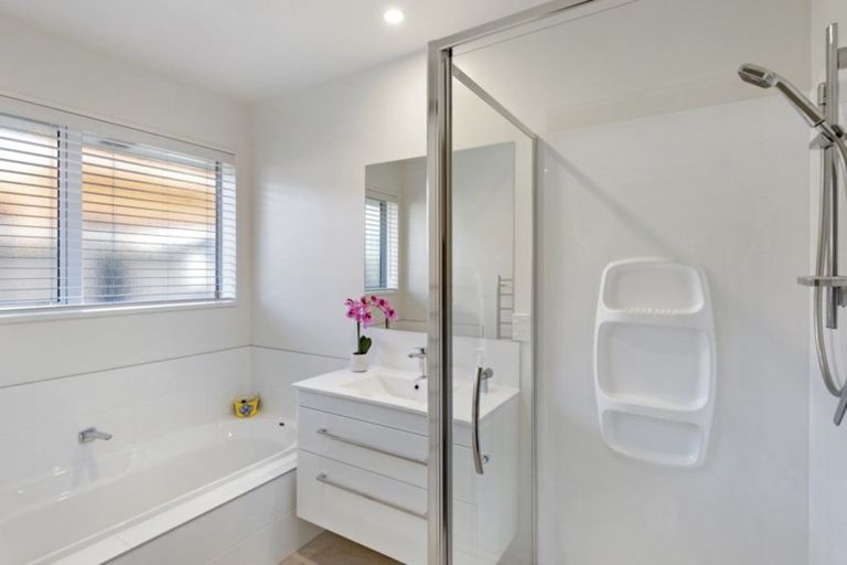 Photo of property in 28 Mcdermott Place, Halswell, Christchurch, 8025