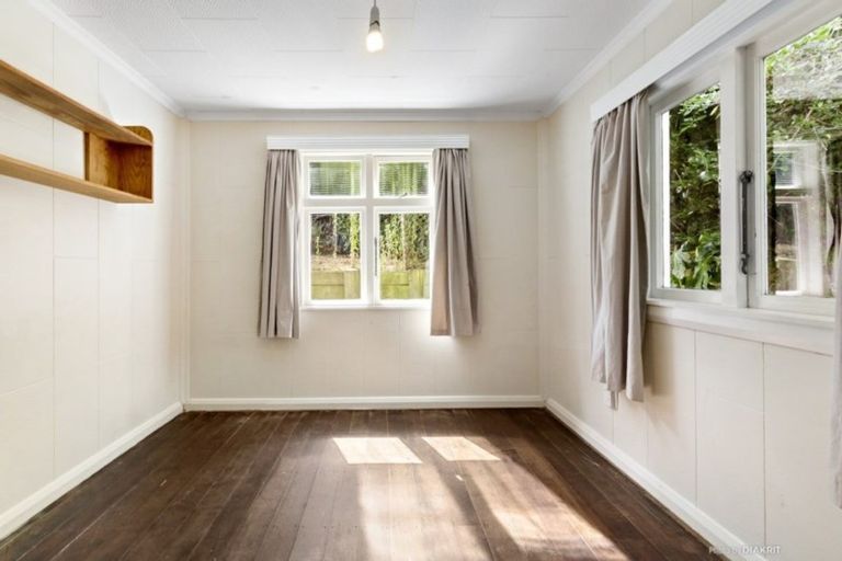 Photo of property in 17 Brighton Street, Island Bay, Wellington, 6023