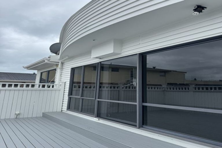 Photo of property in 1/127 Bucklands Beach Road, Bucklands Beach, Auckland, 2012