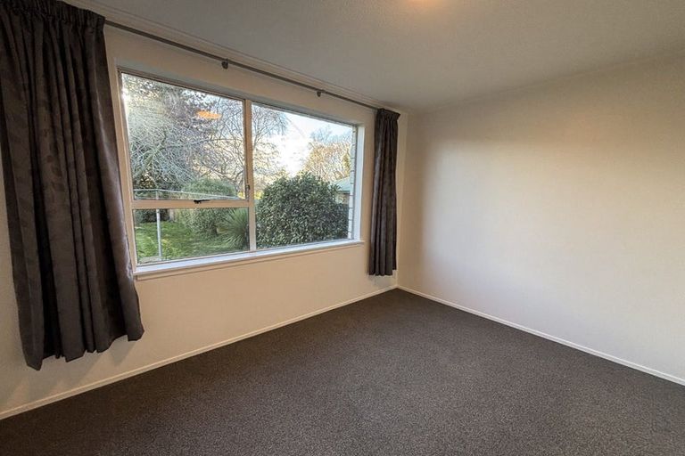 Photo of property in 62 Warren Crescent, Hillmorton, Christchurch, 8025