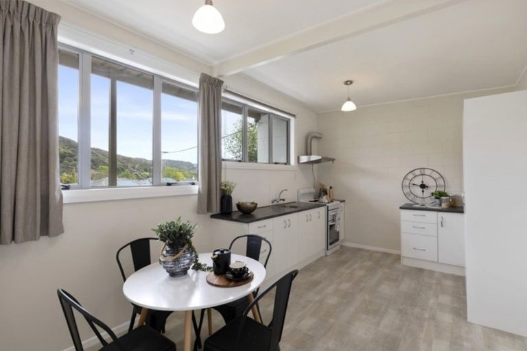 Photo of property in 155a Rata Street, Naenae, Lower Hutt, 5011