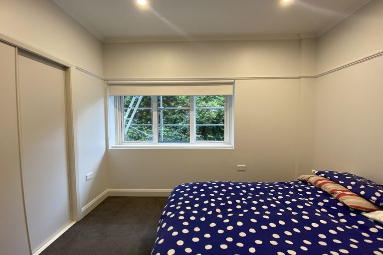 Photo of property in Fountain Court, 6/48 Oriental Parade, Oriental Bay, Wellington, 6011