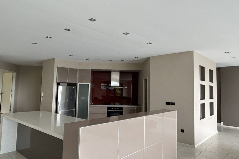 Photo of property in 45 Harry Dreadon Road, Opaheke, Papakura, 2584