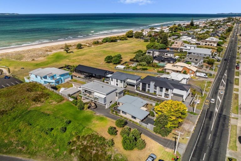 Photo of property in 1009 Papamoa Beach Road, Papamoa Beach, Papamoa, 3118