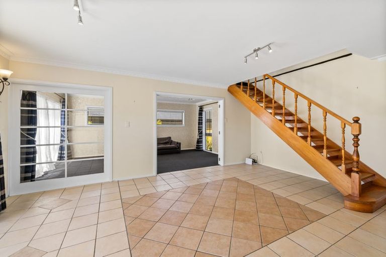 Photo of property in 49 Sturrocks Road, Redwood, Christchurch, 8051