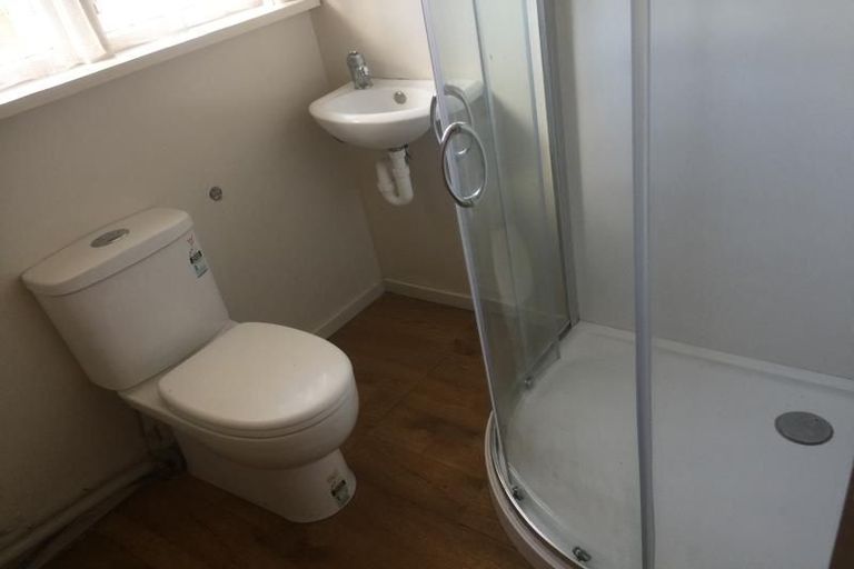 Photo of property in 348 Blenheim Road, Upper Riccarton, Christchurch, 8041