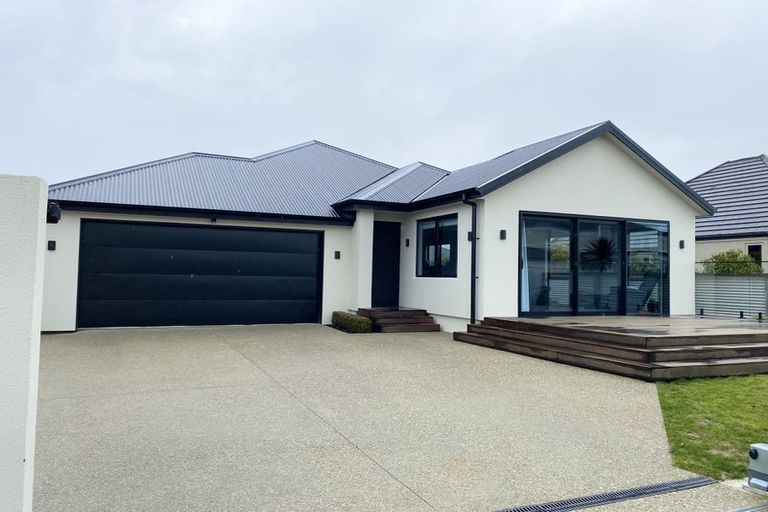 Photo of property in 54 Rosewood Drive, Rosedale, Invercargill, 9810