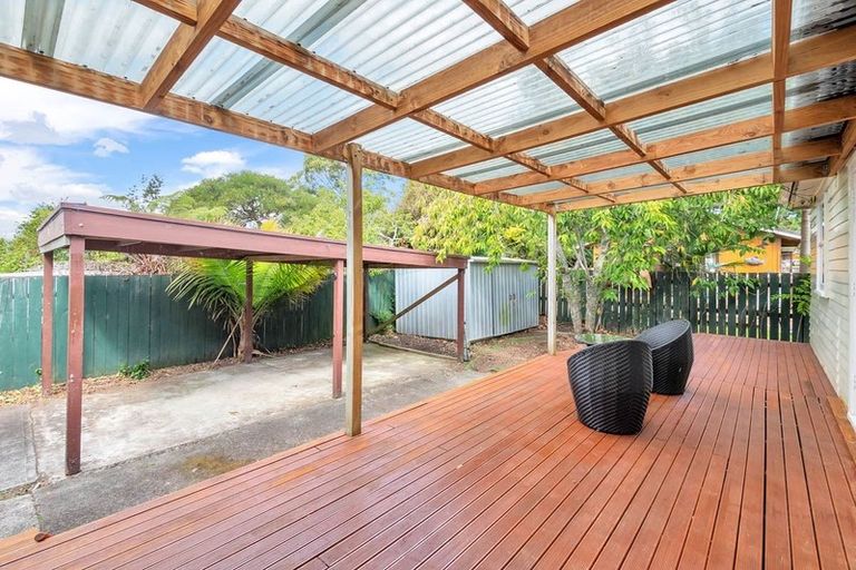 Photo of property in 398 West Coast Road, Glen Eden, Auckland, 0602