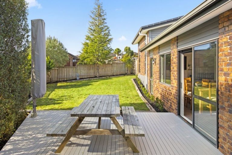 Photo of property in 28 Twomey Drive, Pukekohe, 2120