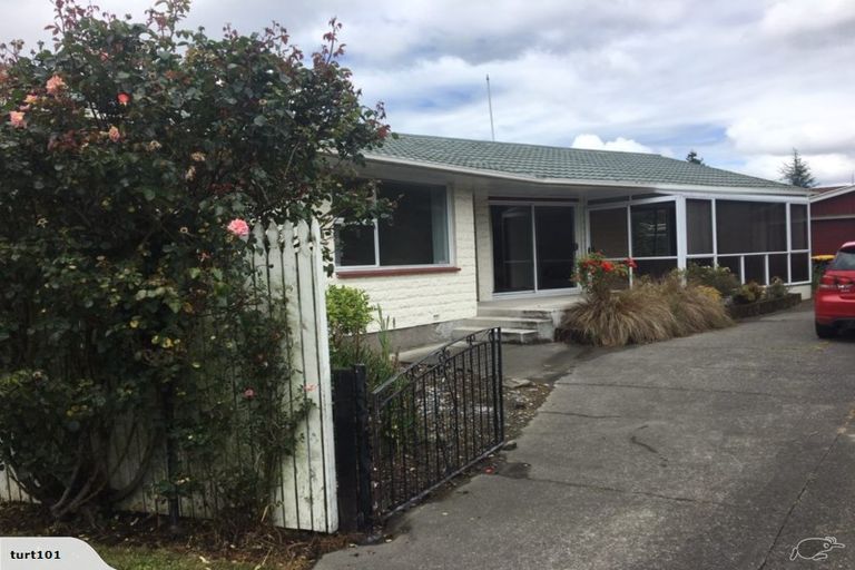 Photo of property in 32 Erica Street, Papanui, Christchurch, 8053