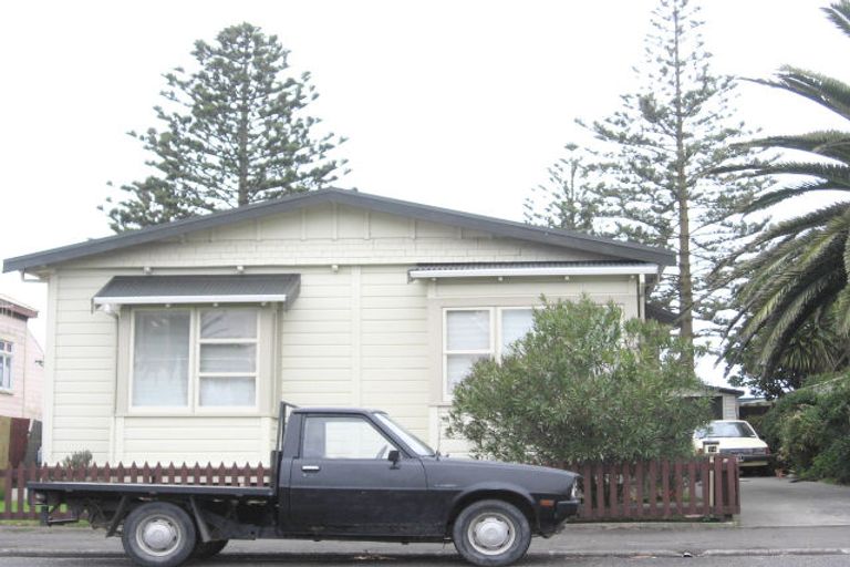 Photo of property in 74 Te Awa Avenue, Te Awa, Napier, 4110