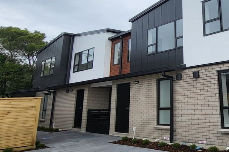 Photo of property in 8/564 High Street, Boulcott, Lower Hutt, 5010