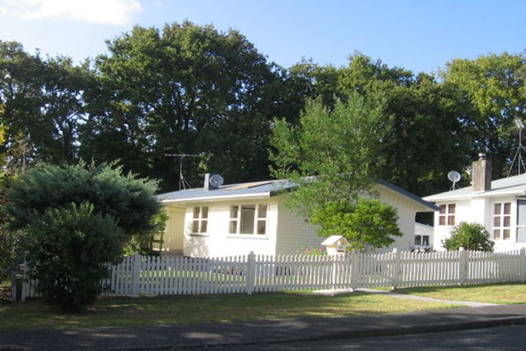 Photo of property in 22 Mountbatten Avenue, Hillcrest, Auckland, 0627