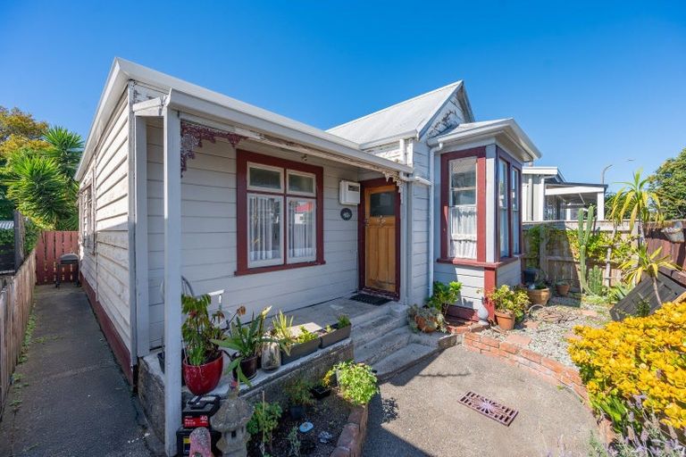 Photo of property in 176 Wellesley Road, Napier South, Napier, 4110