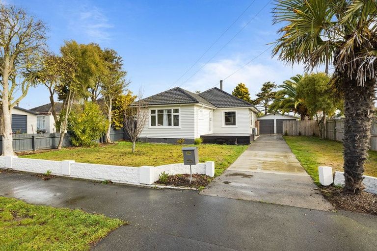 Photo of property in 114 Baker Street, New Brighton, Christchurch, 8083