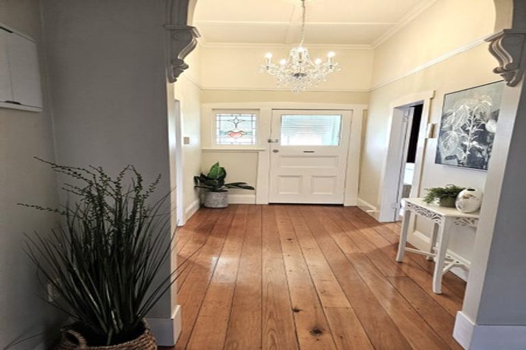 Photo of property in 53a Wallace Road, Papatoetoe, Auckland, 2025