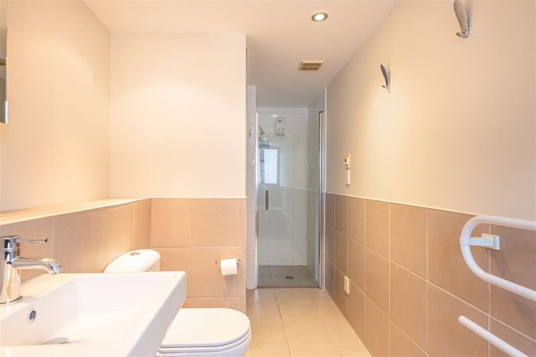 Photo of property in 4/32 Cashel Street, Christchurch Central, Christchurch, 8013