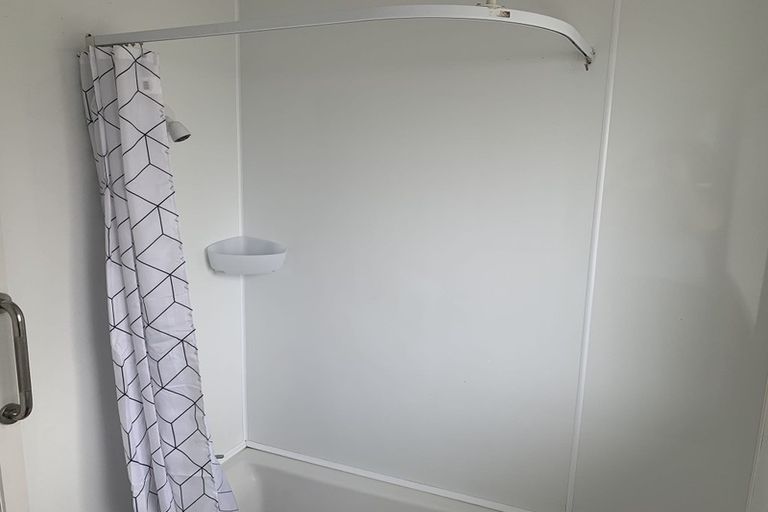 Photo of property in 9 Panair Crescent, Hillcrest, Hamilton, 3216