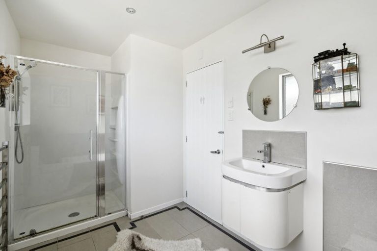 Photo of property in 79 Percy Dyett Drive, Karori, Wellington, 6012