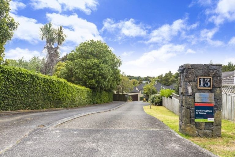 Photo of property in 13h Eban Avenue, Hillcrest, Auckland, 0627