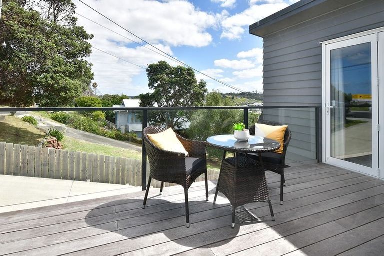 Photo of property in 42 Stanmore Bay Road, Stanmore Bay, Whangaparaoa, 0932