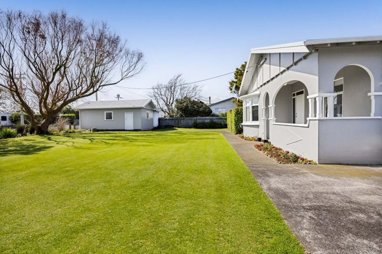 Photo of property in 107-109 Ihaia Road, Opunake, 4616