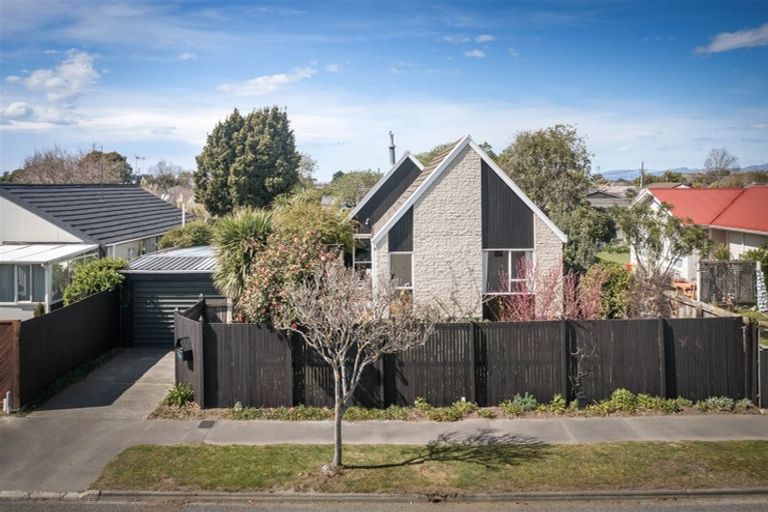 Photo of property in 26 Ashwood Street, Parklands, Christchurch, 8083