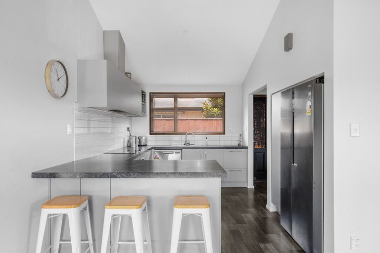 Photo of property in 18 Arnott Street, Alexandra, 9320