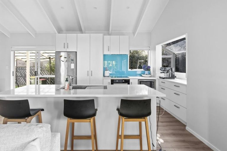 Photo of property in 7 Garland Drive, St Andrews, Hamilton, 3200