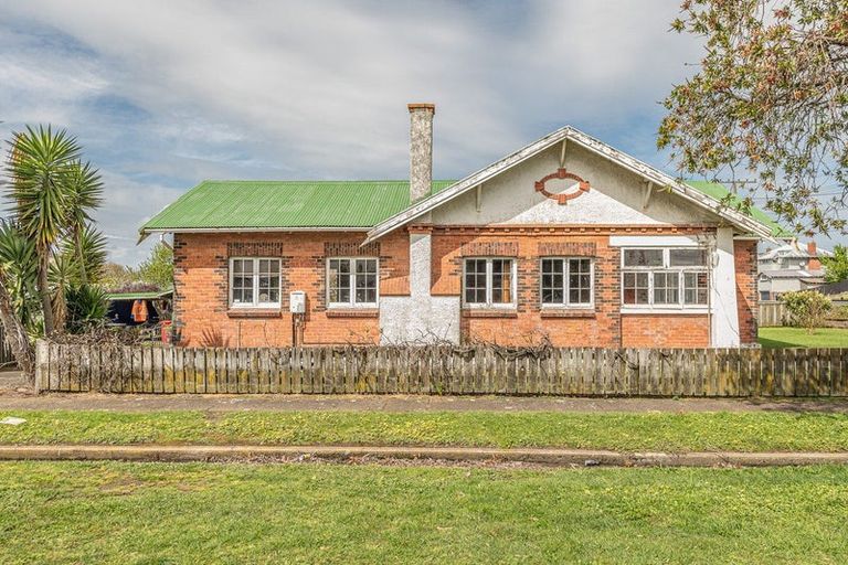 Photo of property in 34 Carlton Avenue, Gonville, Whanganui, 4500