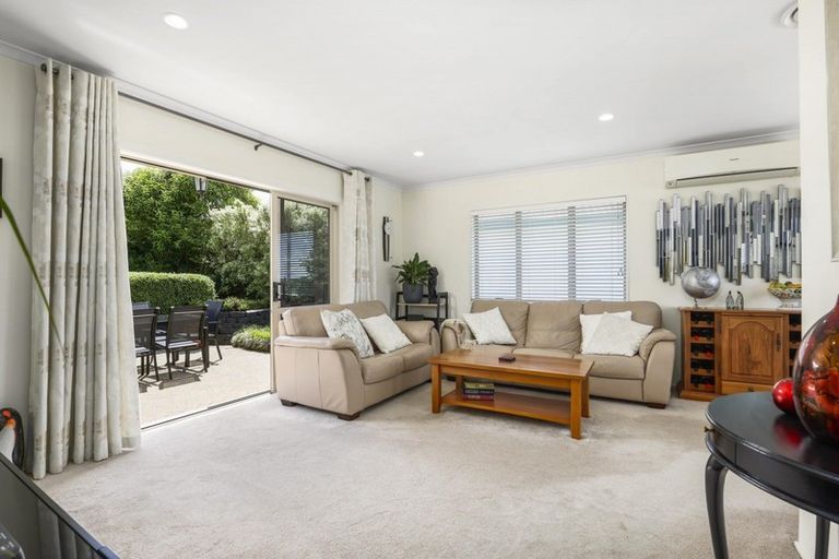 Photo of property in 8 Glenburn Place, Nawton, Hamilton, 3200