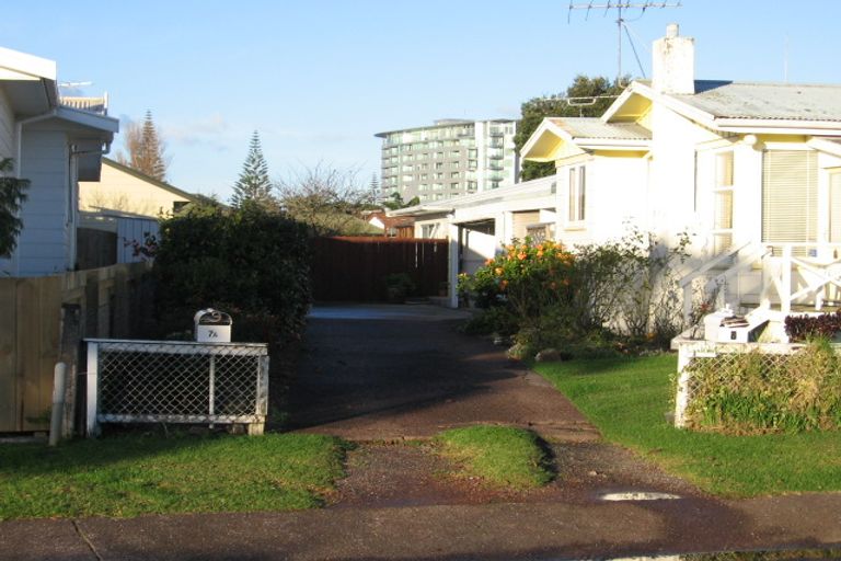 Photo of property in 1/7 Lillian Place, Orewa, 0931