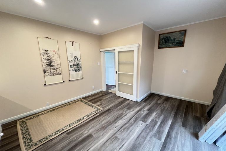 Photo of property in 1 Wavell Street, Karori, Wellington, 6012