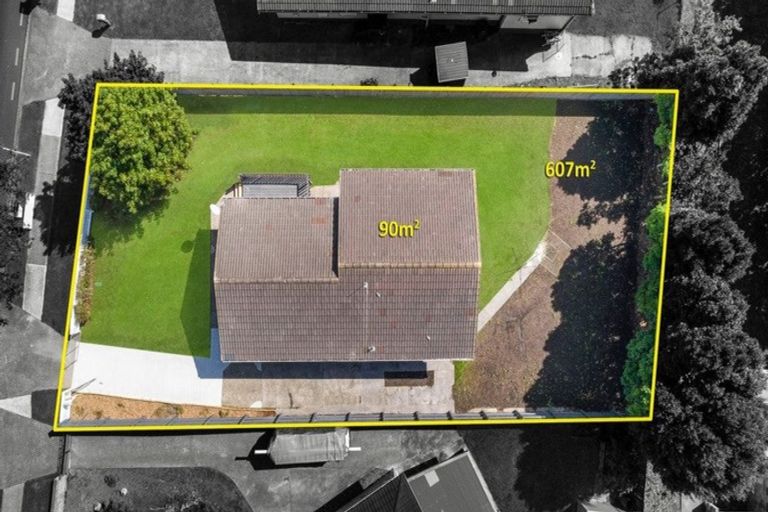 Photo of property in 72 Boundary Road, Clover Park, Auckland, 2019