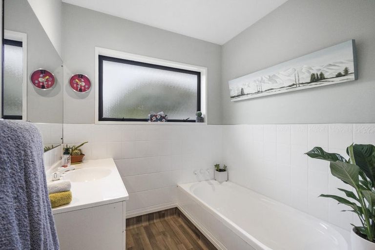 Photo of property in 12 Cowley Drive, Leamington, Cambridge, 3432