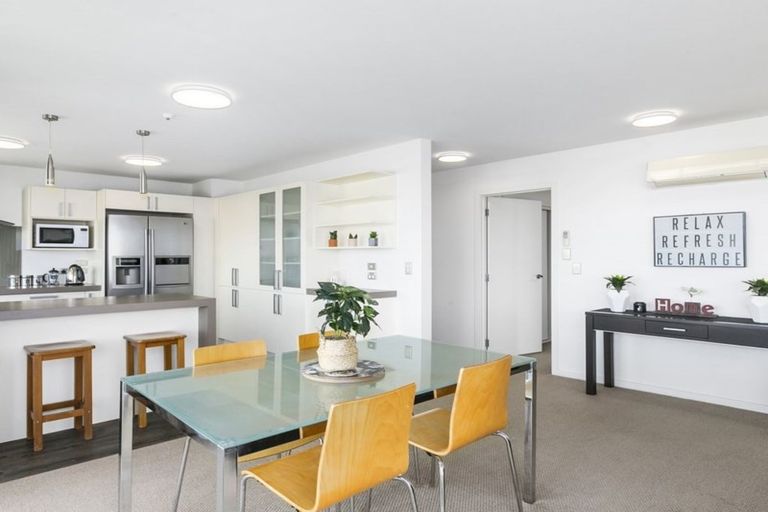 Photo of property in 61d Earls Road, Saint Clair, Dunedin, 9012