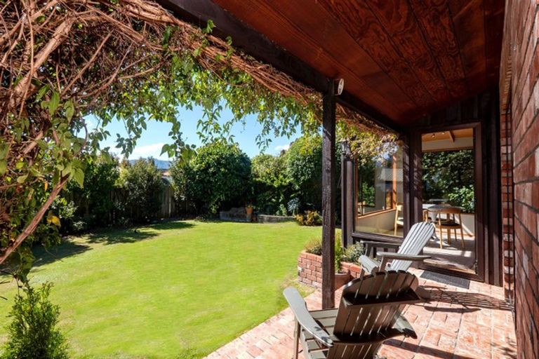 Photo of property in 136 Hunter Crescent, Wanaka, 9305